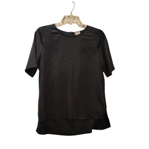 Chico's Elegant Black Satin Women's Top Luxurious, Holidays, Basics, Classic